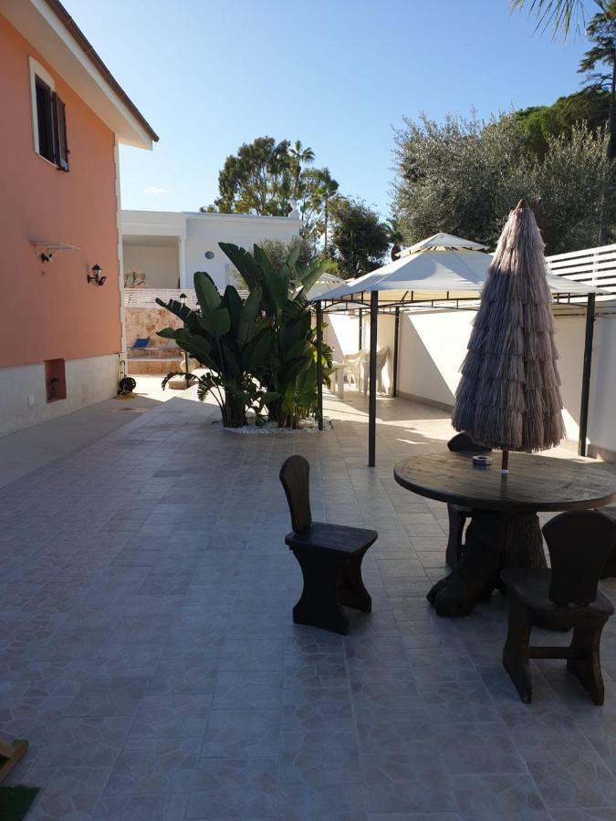 Bed And Breakfast Villa Fatima Trani Exteriér fotografie